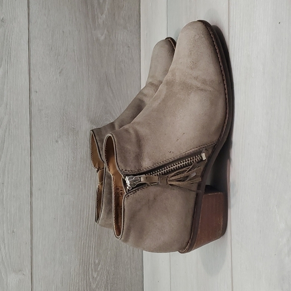 Vionic Women Serena Comfort Ankle Leather Booties shoes sz 6 - Picture 3 of 13